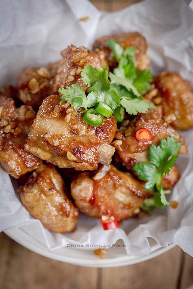 Thơm nức mũi, ăn thủng nồi với món sườn kho xóc tỏi kiểu này