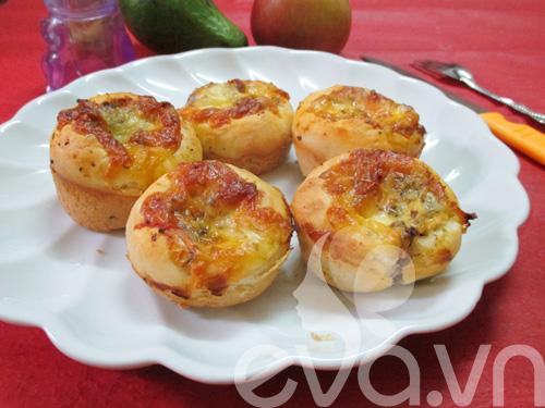 Thử làm bánh pizza cupcake nào!