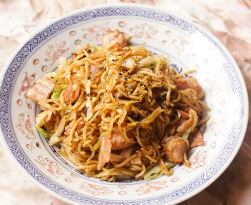 Thử làm mì xào Yakisoba kiểu Nhật