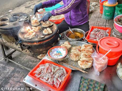 Thử ngay bánh xèo mực - đặc sản 'nhìn đã thèm' của nhiều vùng biển