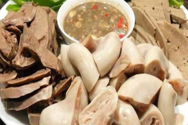 Thử thêm thìa này khi rửa, đảm bảo lòng hết sạch mùi hôi, luộc giòn, ngon sần sật