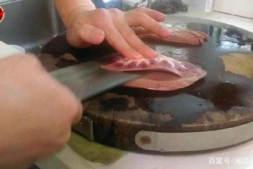 Thường xuyên nấu rau "khởi dương" cho chồng, vợ vui mừng nhận ra kết quả
