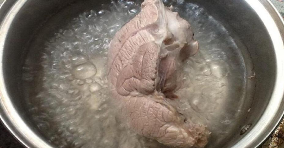 Nhiều người bỏ qua bước này khiến thịt lợn không ngon và có mùi tanh