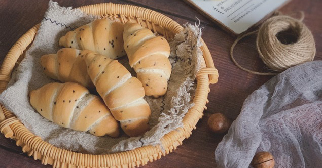 Tôi cứ ngỡ làm bánh sừng bò khó lắm, hóa ra lại dễ đến thế này!