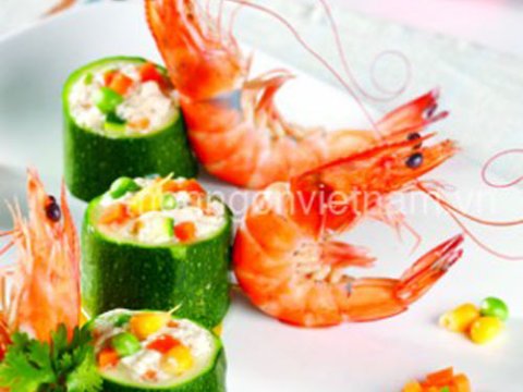 tom luoc xot bi ngoi dau trang Tôm luộc xốt bí ngòi, đậu trắng