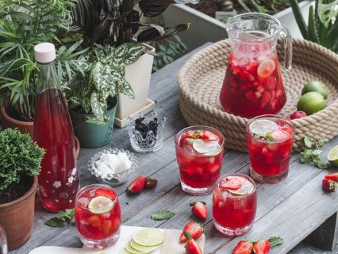 tra dau bup giam hibiscus strawberry tea Trà dâu bụp giấm - hibiscus strawberry tea