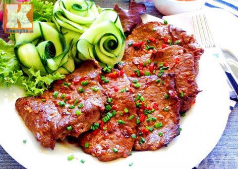 tro tai che bien thit bo nuong cay ngon tuyet cho dip 29 Trổ tài chế biến thịt bò nướng cay ngon tuyệt cho dịp 2/9