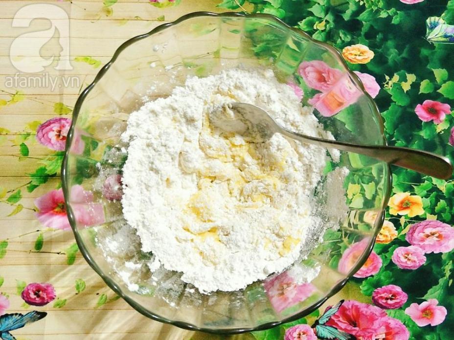 Trở về tuổi thơ với món bánh nhúng dân dã mà ngon mê