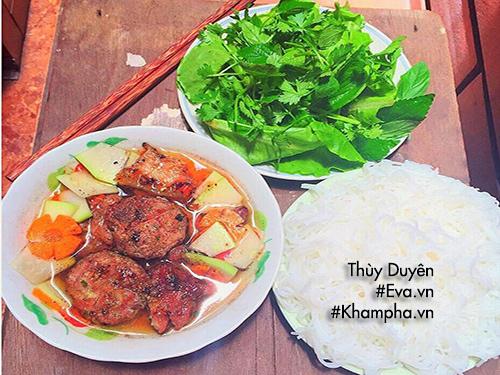 Tự làm bún chả thơm lừng cả bếp