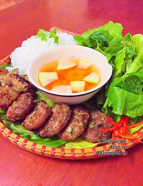 Tự làm bún chả thơm lừng cả bếp