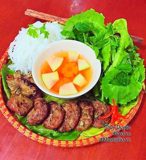 Tự làm bún chả thơm lừng cả bếp