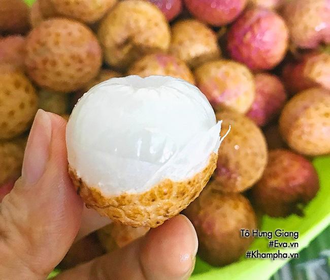 Tự làm siro vải đường đen giải khát ngày hè
