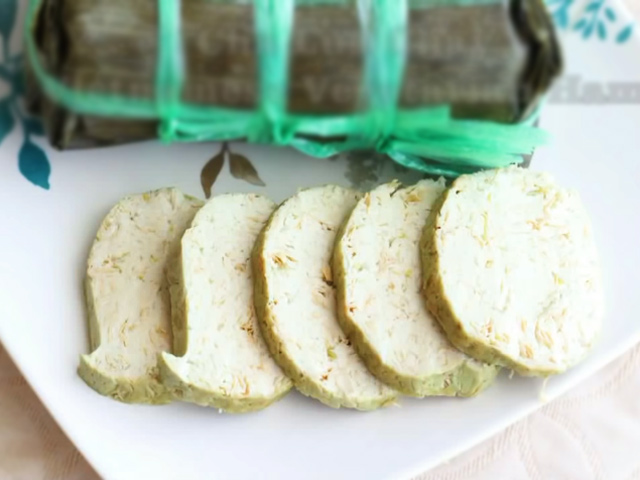 Tự tay làm chả lụa chay cho ngày Rằm tháng 7