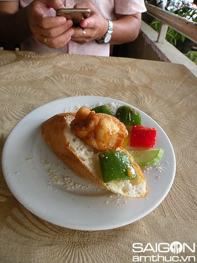 Vén màn bí mật cá... mặt thỏ