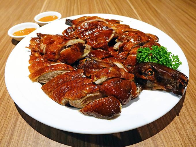 Vịt quay Bắc Kinh khác gì vịt quay Quảng Đông