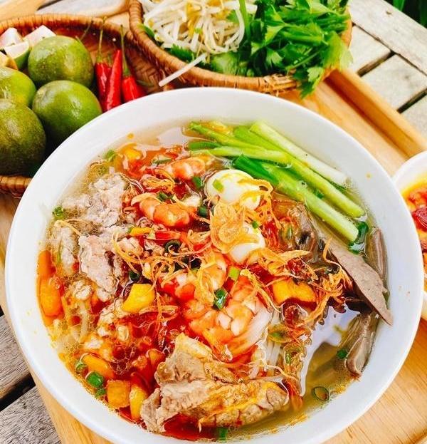 Vợ đảm 8X chia sẻ cách làm hủ tiếu ngon và bí quyết để hương vị đúng chuẩn