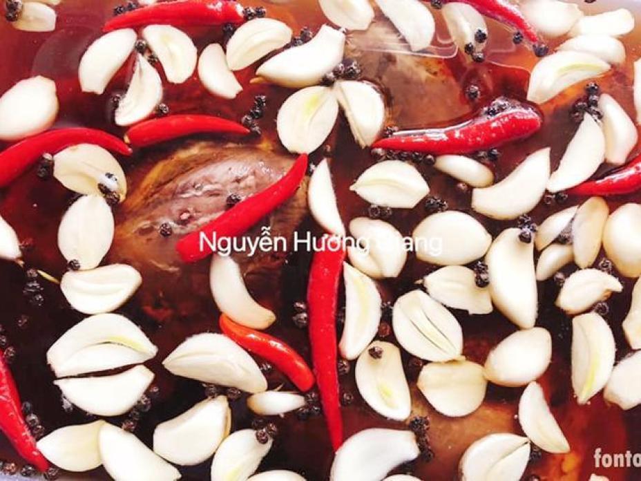 Vợ đảm làm món bắp bò ngâm mắm ngon "quên sầu" đảm bảo chồng chỉ ở nhà ngày Tết