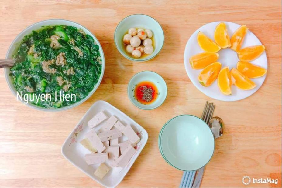 Vợ đảm mỗi ngày chỉ tiêu hơn 100k tiền ăn cho hai người vẫn 3 bữa sang chảnh như thường