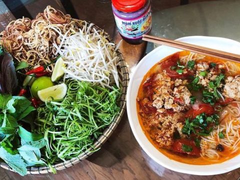 xi xup bun rieu da lat Xì xụp bún riêu Đà Lạt