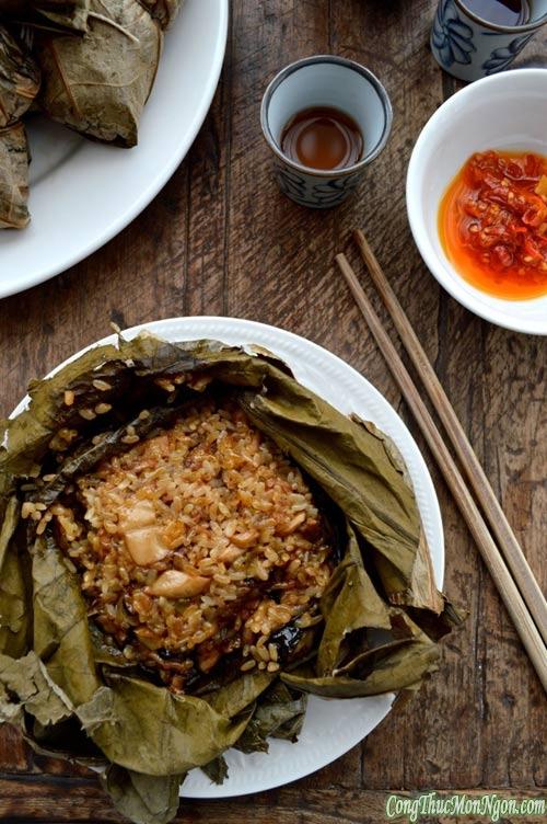 Xôi gà hấp lá sen ngon mê!