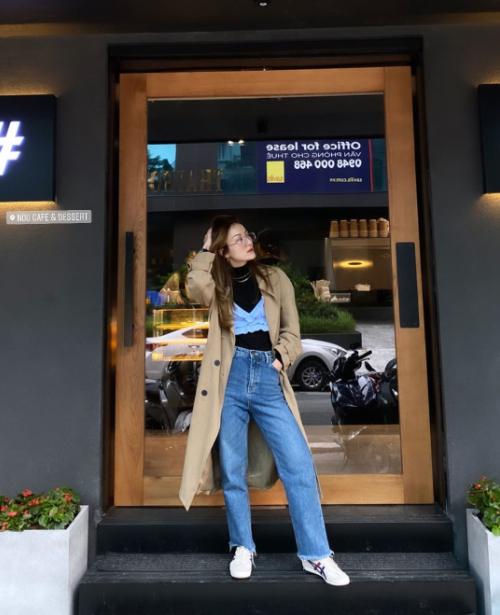 Yến Trang - Yến Nhi 'ăn không kịp thở' ở Hà Nội