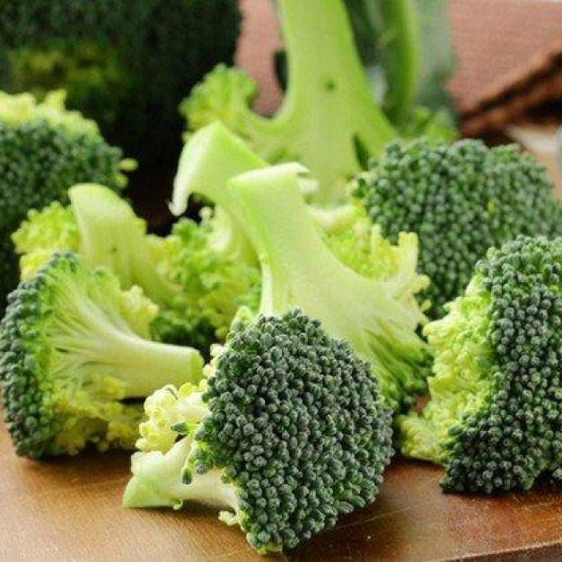 Bỏ 1 trong 3 thứ này vào nước rửa, súp lơ sẽ sạch xanh, không còn lo hóa chất