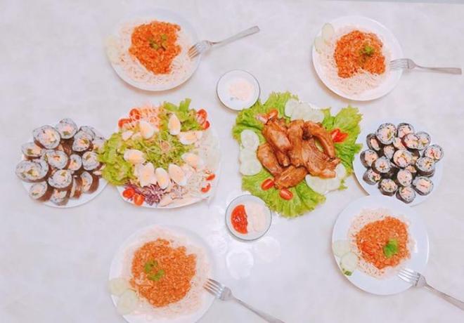 Chăm con nhỏ lại có bầu, 9X vẫn nấu 3 bữa/ngày khiến chồng xót nói 