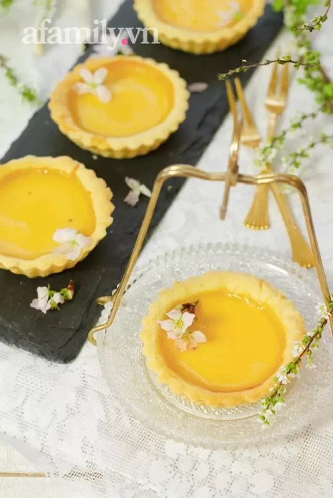 Hễ cuối tuần là con tôi đòi mẹ làm bánh tart trứng, tưởng không dễ mà dễ không tưởng!