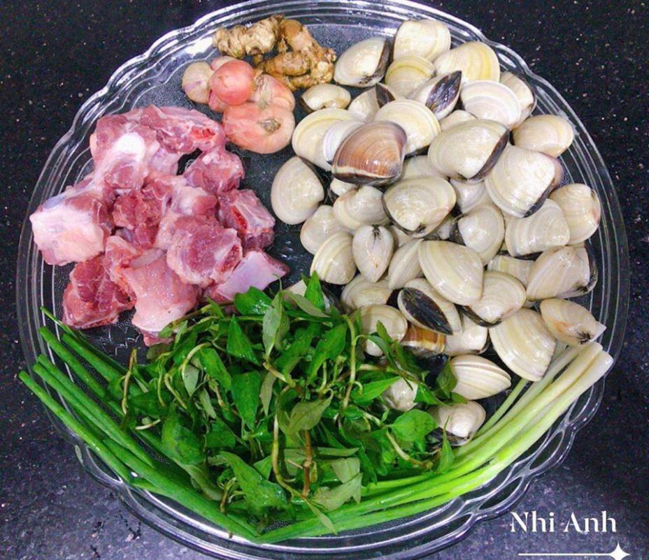 Mẹ 8x gợi ý cách làm món cháo nghêu cực ngon đổi gió cho cả gia đình