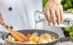 nam long 5 luu y nay khi su dung gia vi nau an thi chac chan chi em da dat t 1 "Nằm lòng" 5 lưu ý này khi sử dụng gia vị nấu ăn thì chắc chắn chị em đã đạt tới đỉnh cao nêm nếm: Tưởng khó chứ hóa ra cực đơn giản!