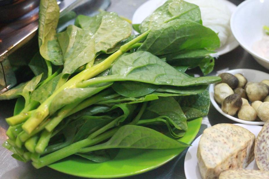 Tiệm lẩu bò quen thuộc của giới sinh viên Sài Gòn