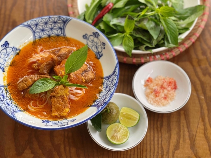 Bún bò cay Bạc Liêu