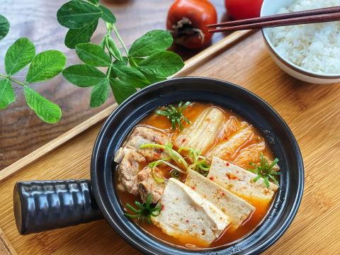 canh suon kim chi Canh sườn kim chi