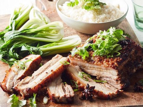 thit ba chi nuong nuoc dua va hoa hoi Thịt ba chỉ nướng nước dừa và hoa hồi