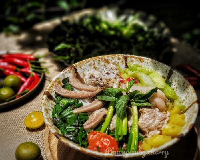 Trời nồm lạnh, vợ nấu 7 món nước siêu ngon lại nóng hổi, chồng con mê mẩn vội ăn ngay