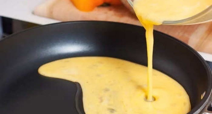 8 mẹo làm trứng ốp lết cực hay giúp món trứng ốp của bạn thăng hạng 'lên một tầm cao mới'