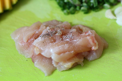 Bí đỏ xào thịt gà