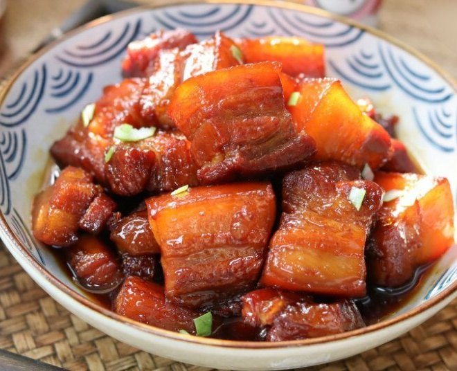 Rửa thịt với nước càng rửa càng bẩn, ngâm thịt trong thứ này, 10 phút sạch bong