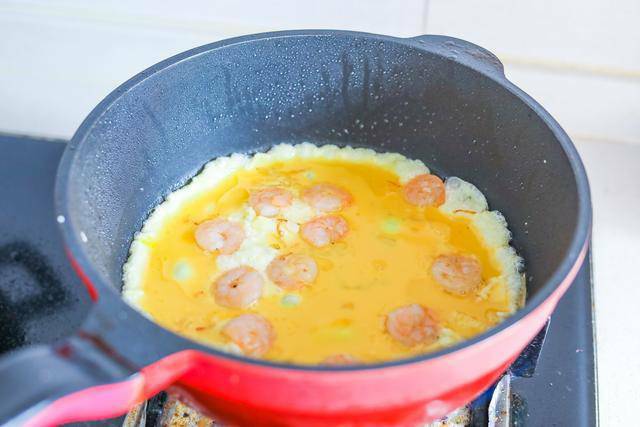 Trứng chiên cùng thứ này vừa ngon lại giàu dinh dưỡng, tốt cho sức khỏe mùa lạnh