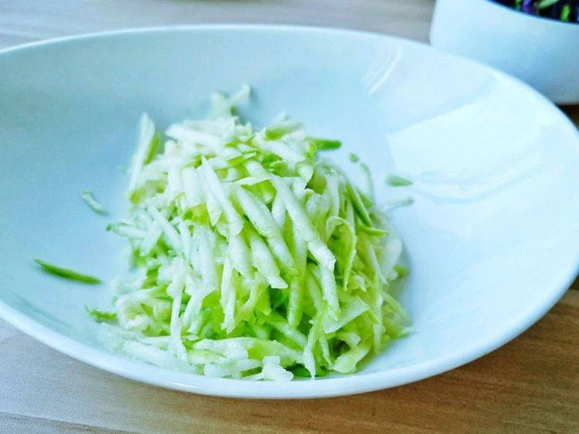 10 phút mỗi sáng, tráng trứng với loại quả này là có bữa sáng nhanh gọn, đủ chất