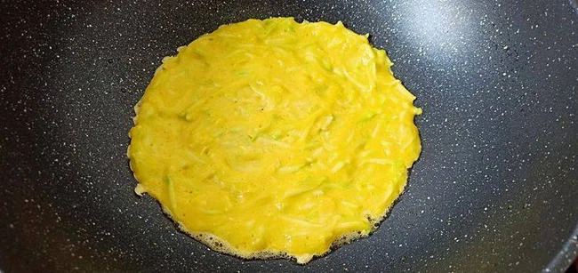 10 phút mỗi sáng, tráng trứng với loại quả này là có bữa sáng nhanh gọn, đủ chất