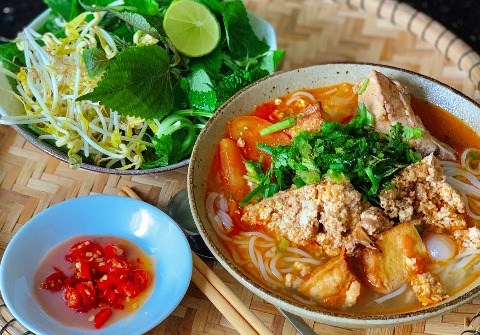 5 cach nau bun rieu tai nha dam da chuan vi nhu ngoai hang 5 cách nấu bún riêu tại nhà đậm đà, chuẩn vị như ngoài hàng