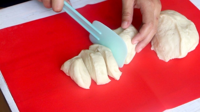 Bánh bao nhân thịt