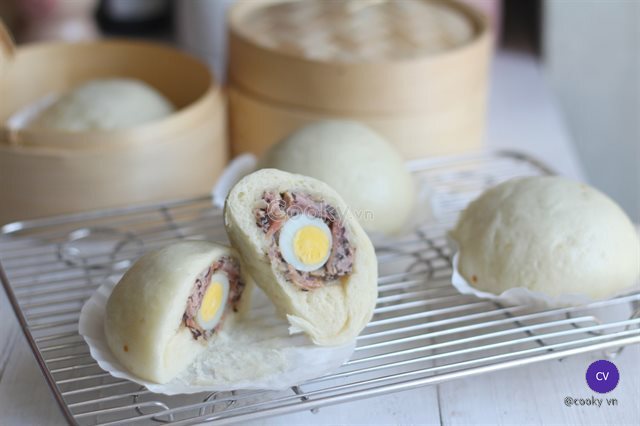 Bánh bao nhân thịt