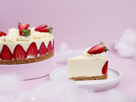 cach lam cheesecake dau sua chua Cách làm cheesecake dâu sữa chua