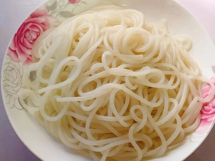 Cách làm món bún canh chua cực ngon và đơn giản, gia đình ai cũng thích ăn