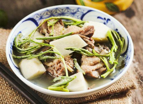 Cuối tuần làm ngay 6 món từ ngan, vịt vừa ngon lại rẻ, nóng hổi khách đến chơi đều mê