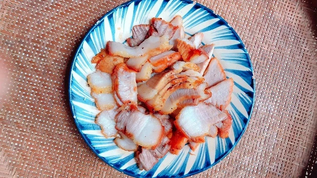 Mách chị em cách chế biến thịt ba chỉ ngon xuất sắc: Chỉ 2 bước đơn giản mà ai ăn cũng khen tấm tắc