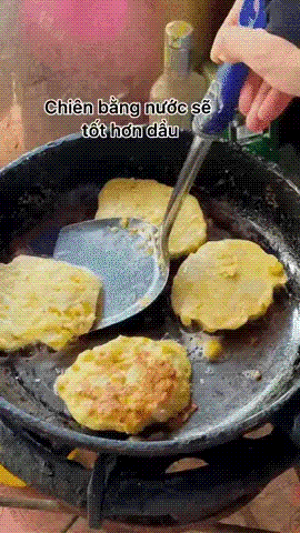 Món bánh này làm cực đơn giản, chẳng cần tới nồi chiên hay lò nướng: Ăn từ sáng đến đêm cũng không lo tăng cân!