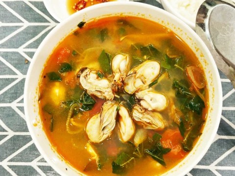 mon canh nay nau chua toi 20 phut la xong ma ngon bo du duong lai dua com xuat s Món canh này nấu chưa tới 20 phút là xong mà ngon bổ đủ đường, lại đưa cơm xuất sắc!